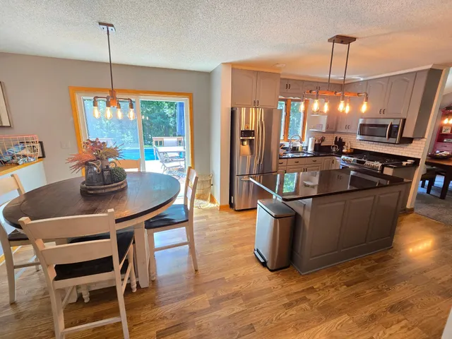 $550,000 | 850 Meadowlawn Court, Sartell, MN 56377