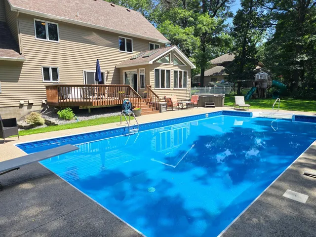 $550,000 | 850 Meadowlawn Court, Sartell, MN 56377