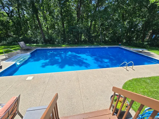 $550,000 | 850 Meadowlawn Court, Sartell, MN 56377