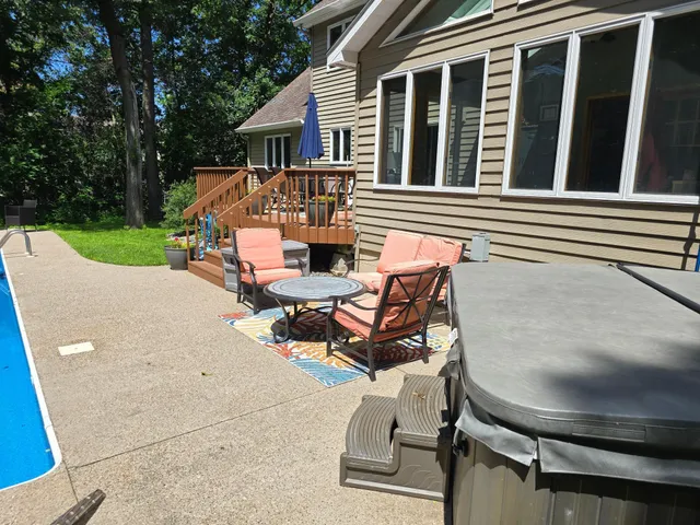 $550,000 | 850 Meadowlawn Court, Sartell, MN 56377