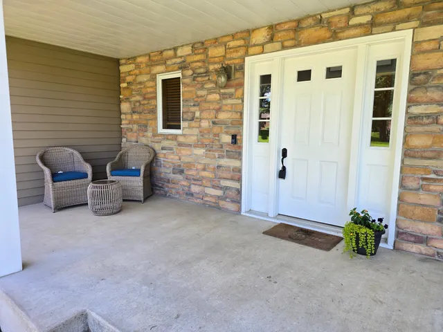 $550,000 | 850 Meadowlawn Court, Sartell, MN 56377