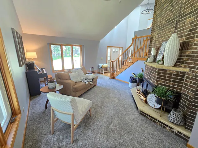 $550,000 | 850 Meadowlawn Court, Sartell, MN 56377