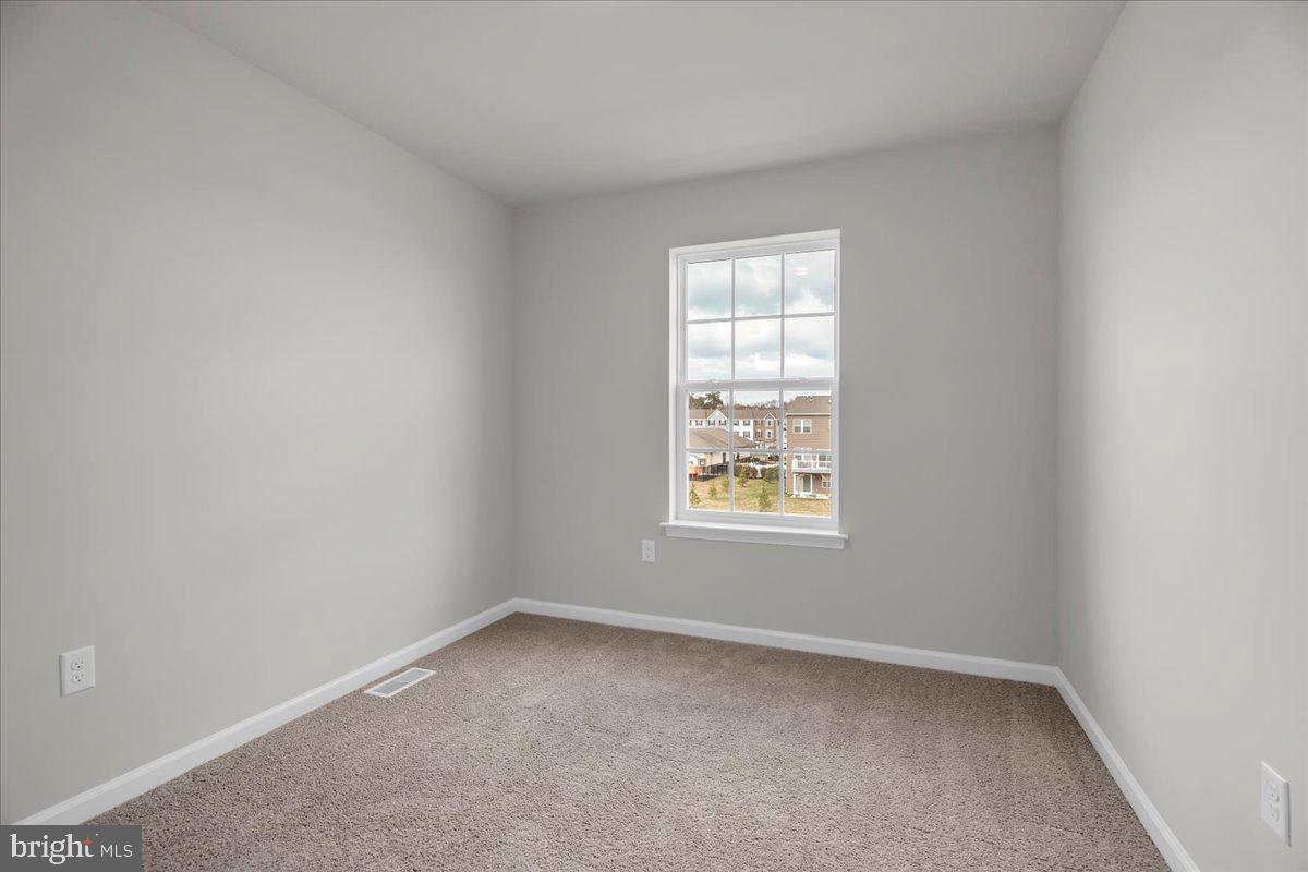 220 Sandy Rdg Road Sicklerville, NJ 08081 - Photo 16 of 24 an empty room with a window