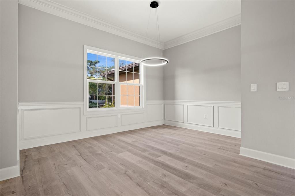 1056 Tampa Road Venice, FL 34293 - Photo 12 of 35