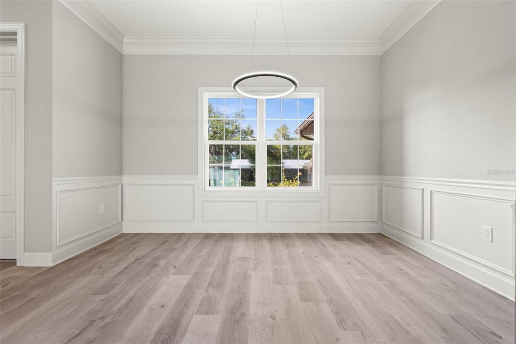 1056 Tampa Road Venice, FL 34293 - Photo 13 of 35