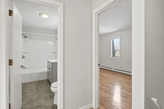 $2,400 | 153 Porter Lake Drive, Unit 153, Springfield, MA 01106