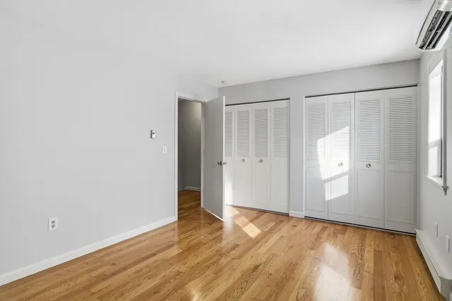 $2,400 | 153 Porter Lake Drive, Unit 153, Springfield, MA 01106