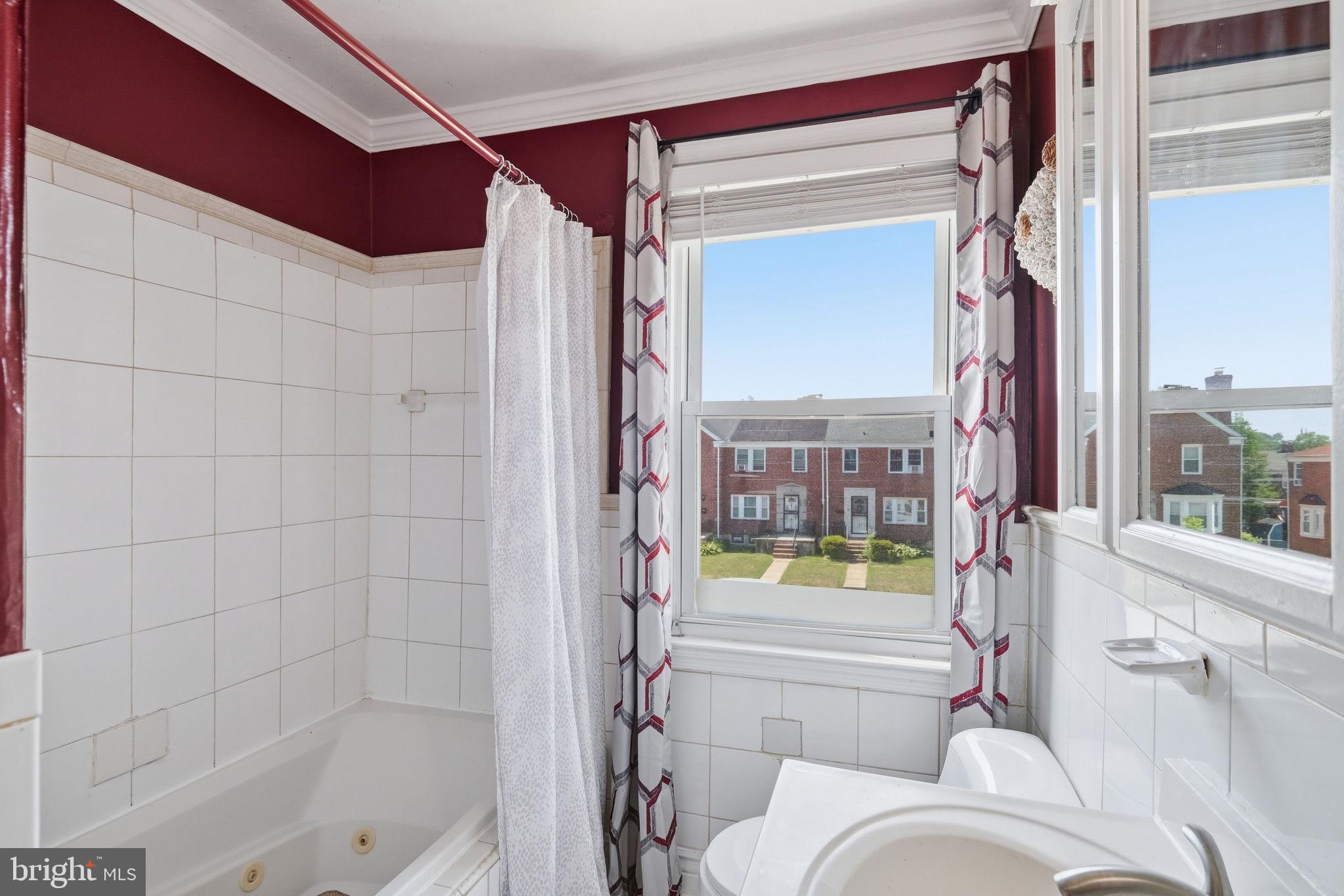 1530 Burnwood Road Baltimore, MD 21239 - Photo 18 of 33 Gallery Image 18