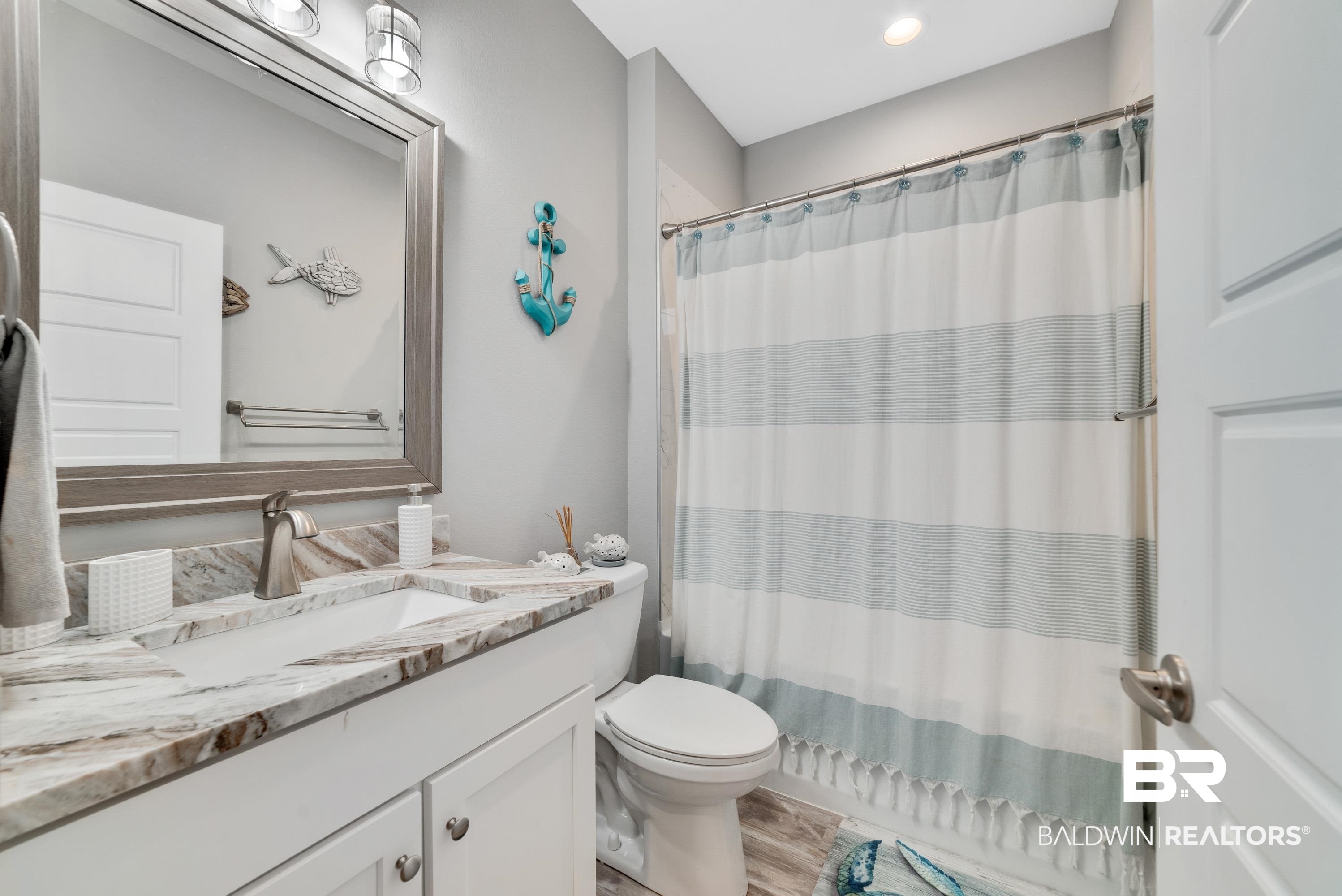 24612 Tarpon Lane Orange Beach, AL 36561 - Photo 18 of 30 Bathroom 2