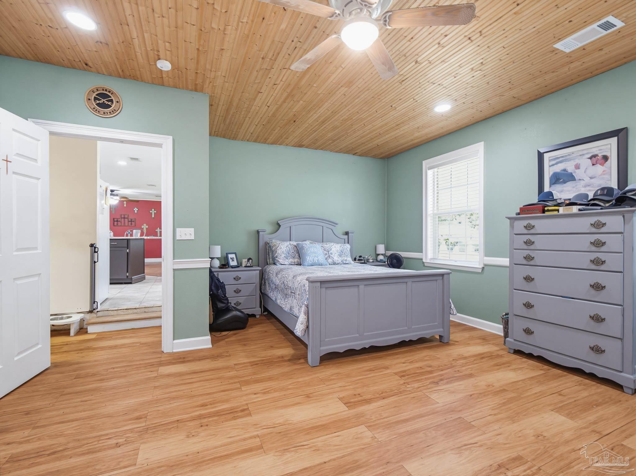5692 Pine Ridge Drive Milton, FL 32570 - Photo 14 of 43