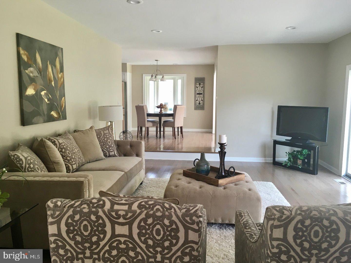 518 South Chester Road Swarthmore, PA 19081 - Photo 5 of 25 Living Room