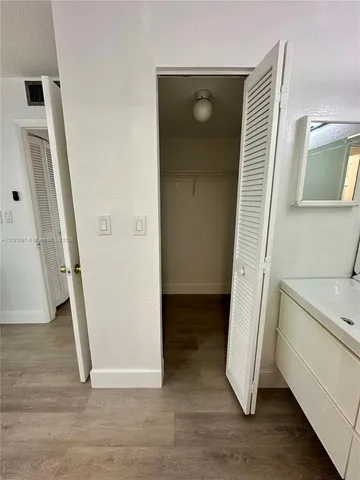 $178,500 | 6201 North Falls Cir Drive, Unit 212, Lauderhill, FL 33319