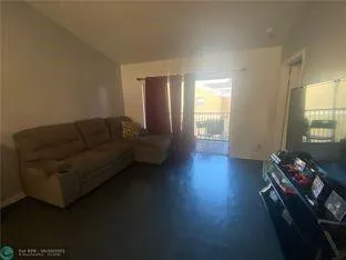 $1,600 | 2431 Northwest 56th Avenue, Unit 5204, Lauderhill, FL 33313