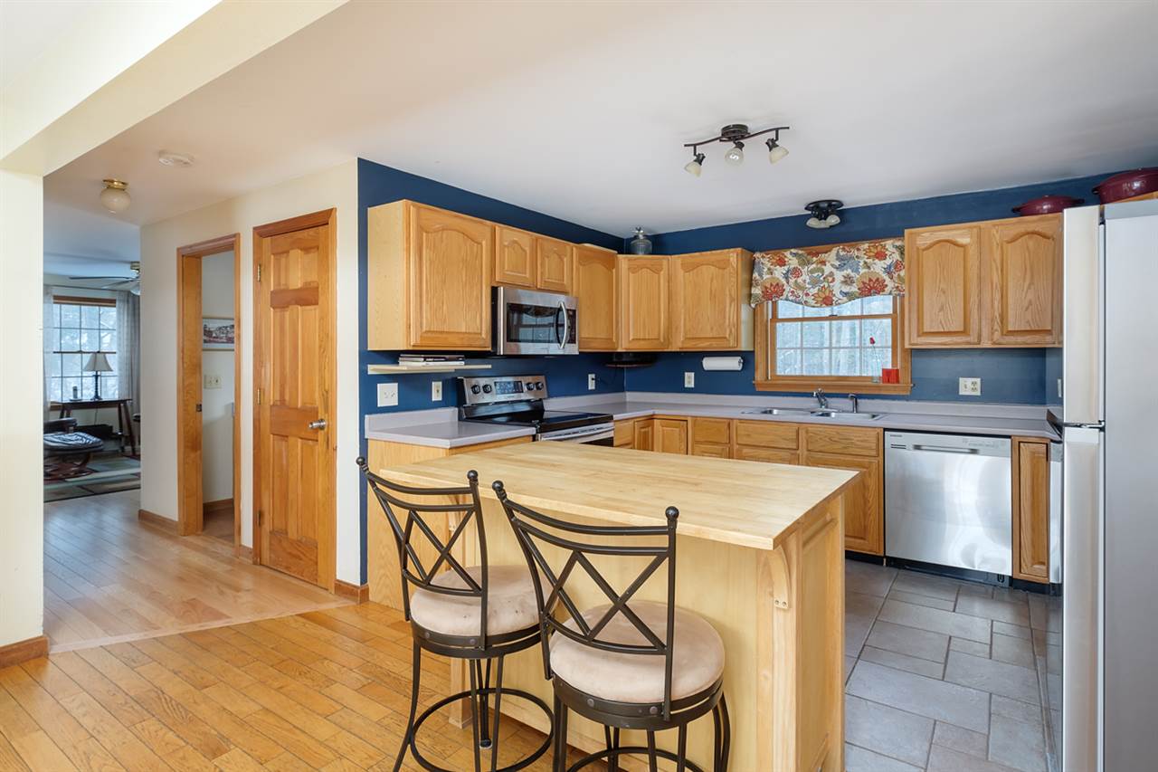 85 Bartlett Road Kittery, ME 03905 - Photo 13 of 40 Gallery Image 13