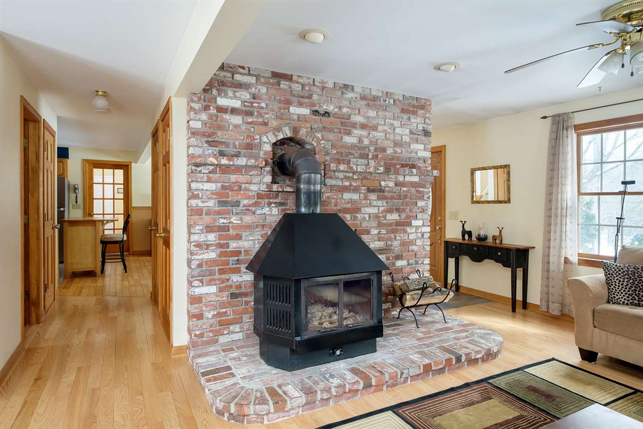 85 Bartlett Road Kittery, ME 03905 - Photo 9 of 40 Gallery Image 9