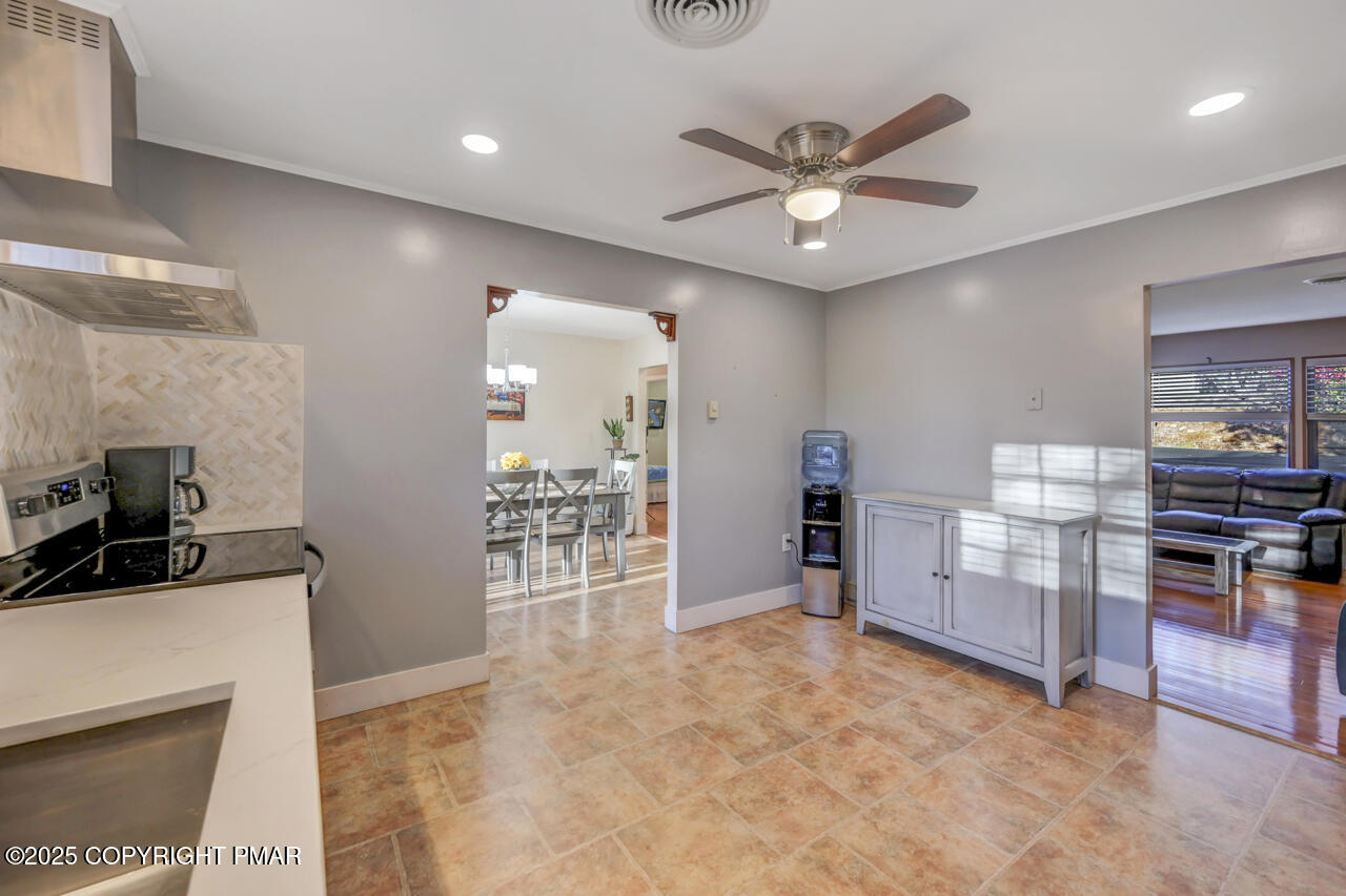 9 Gap View Heights Road East Stroudsburg, PA 18301 - Photo 23 of 57 9GapViewHeightsRd22-jpg