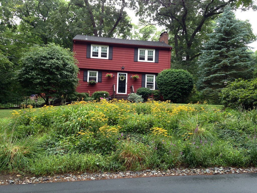 6 Arrowhead Road Topsfield, MA 01983 - Photo 2 of 19