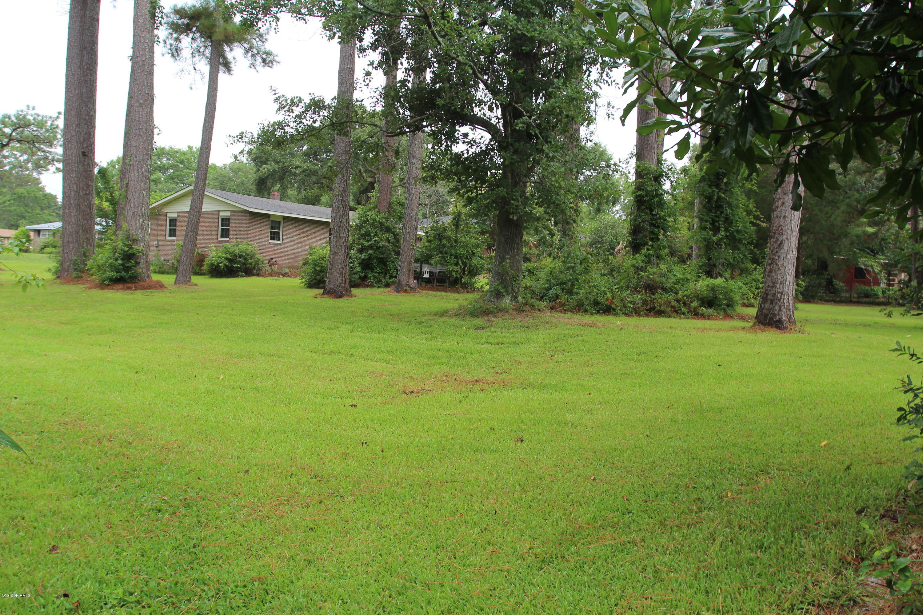 5469 Overbrook Road Wilmington, NC 28403 - Photo 6 of 35 IMG_6588