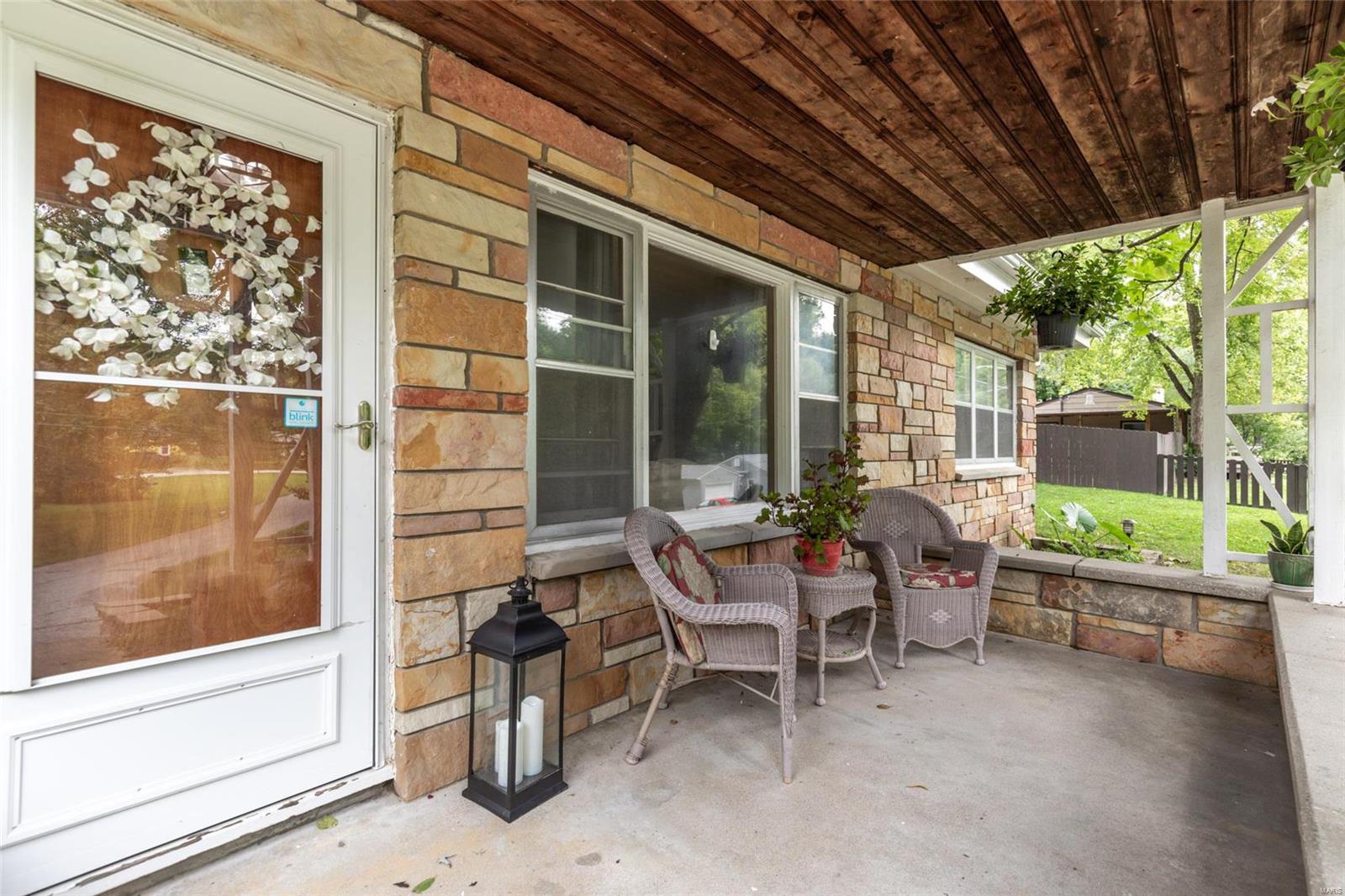 22 Valley Road St. Charles, MO 63303 - Photo 2 of 25 Gallery Image 2