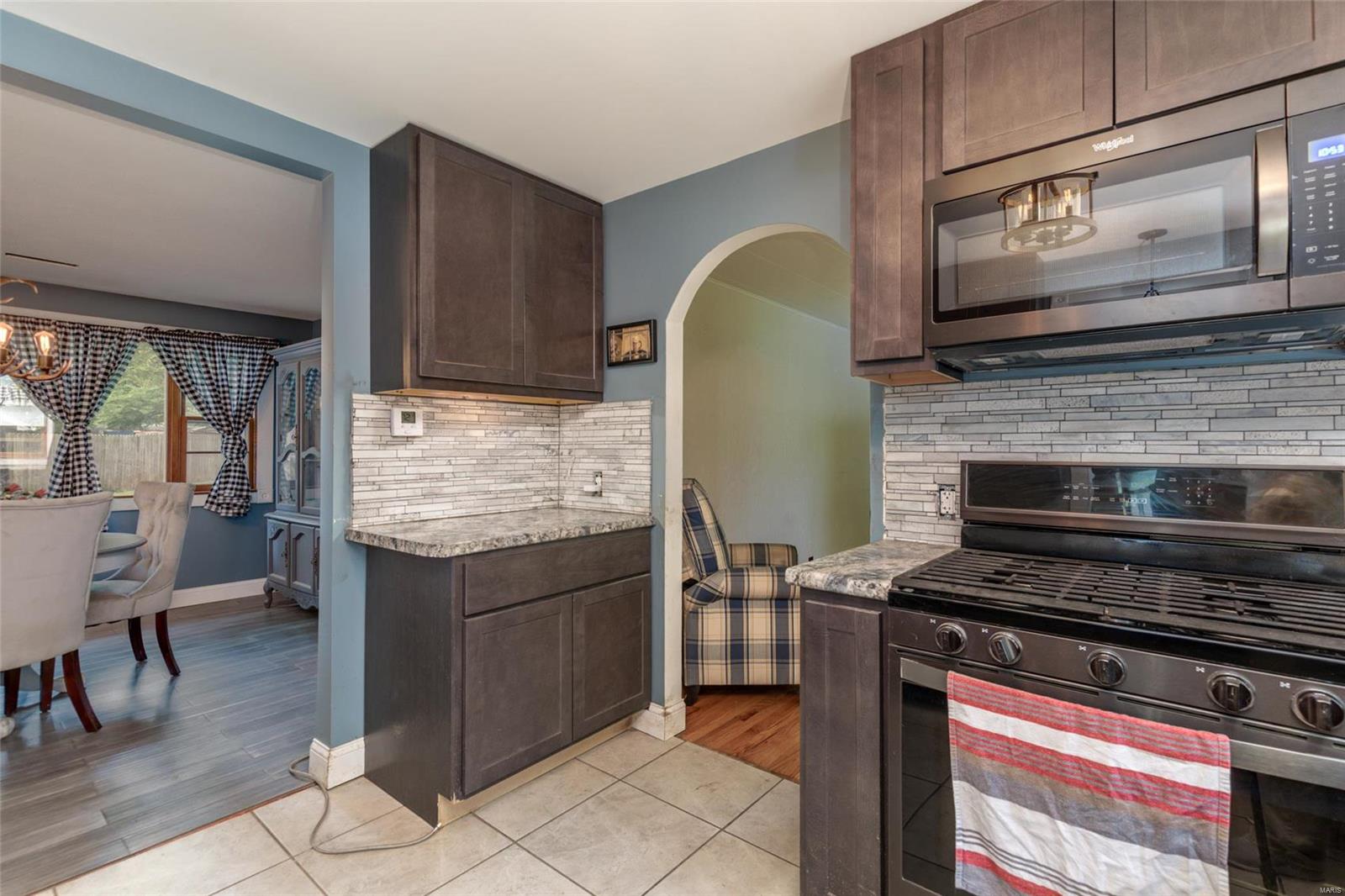 22 Valley Road St. Charles, MO 63303 - Photo 10 of 25 Gallery Image 10