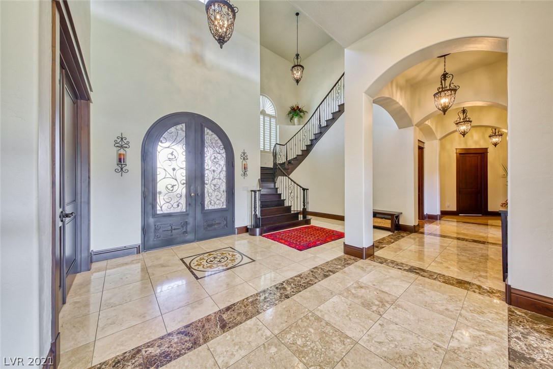 561 Foxhall Road Henderson, NV 89002 - Photo 16 of 50 Gallery Image 16