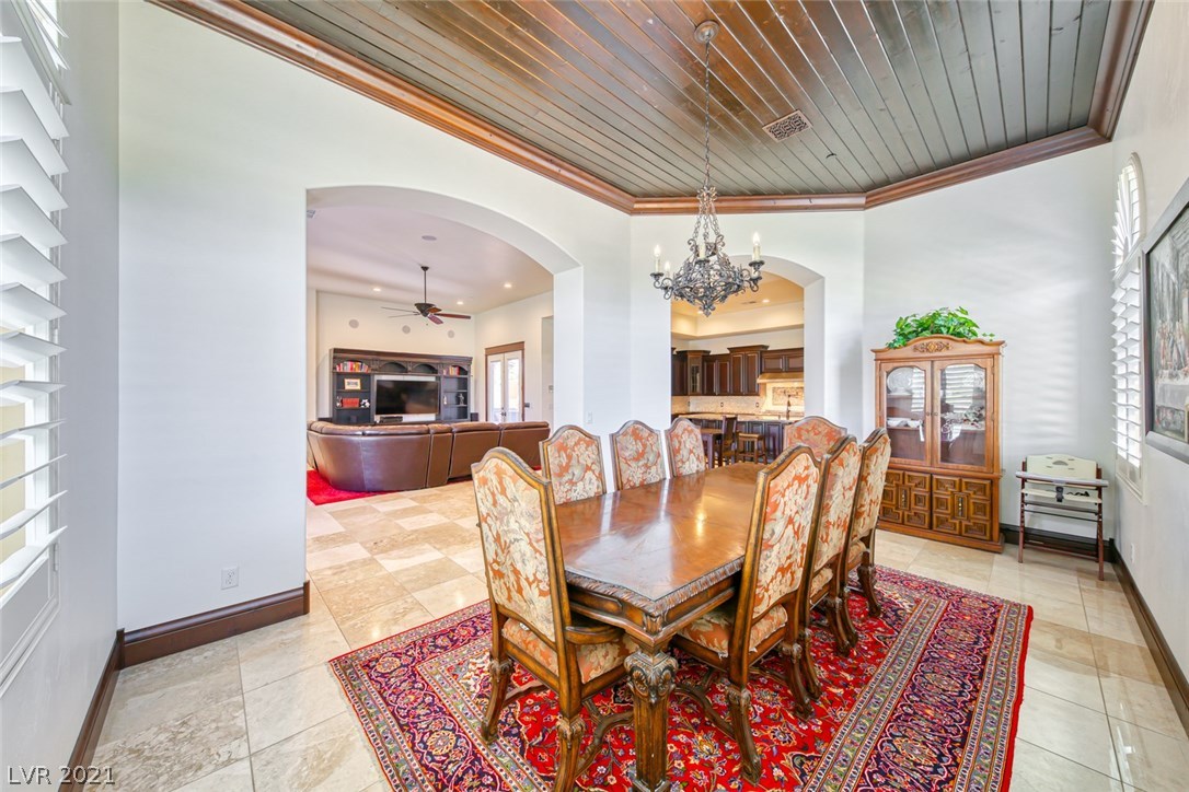 561 Foxhall Road Henderson, NV 89002 - Photo 19 of 50 Gallery Image 19