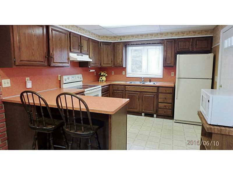 169 Rathbun Street Coventry, RI 02816 - Photo 5 of 19 Kitchen.
