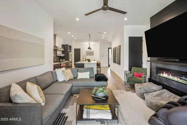 $7,350,000 | 10299 East White Feather Lane, Scottsdale, AZ 85262