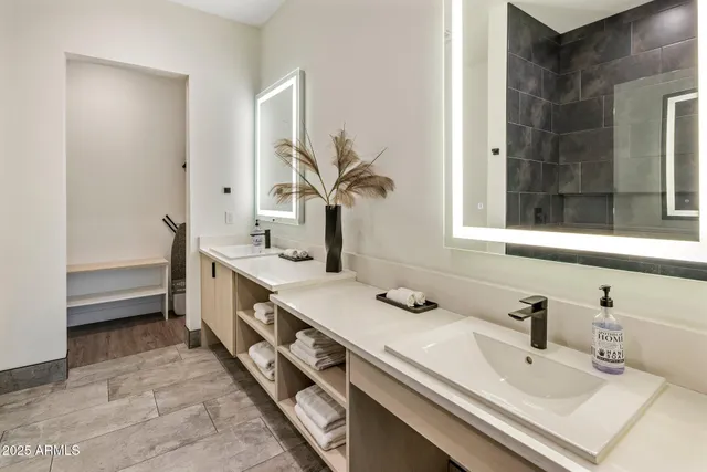 $7,350,000 | 10299 East White Feather Lane, Scottsdale, AZ 85262