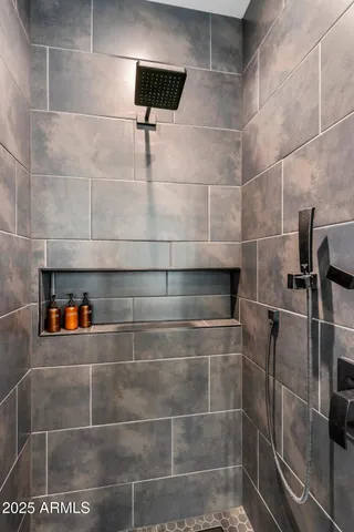 $7,350,000 | 10299 East White Feather Lane, Scottsdale, AZ 85262