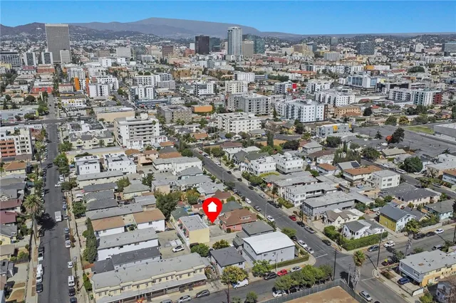 $1,650,000 | 1147 Fedora Street, Los Angeles, CA 90006