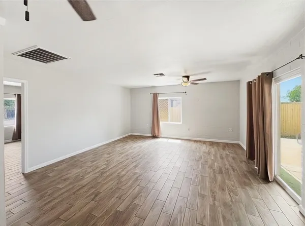 $2,550 | 1239 East Highland Avenue, Unit A, Phoenix, AZ 85014