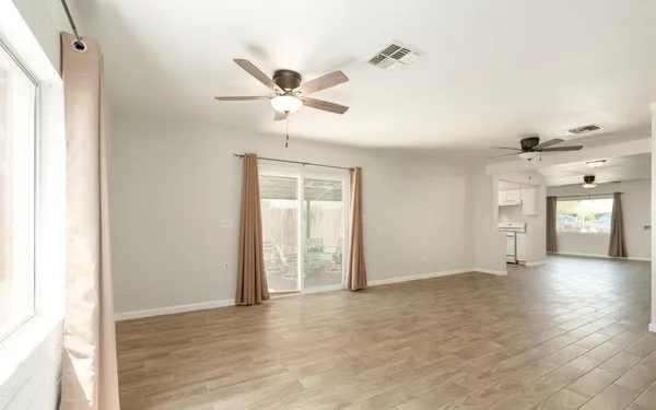 $2,550 | 1239 East Highland Avenue, Unit A, Phoenix, AZ 85014