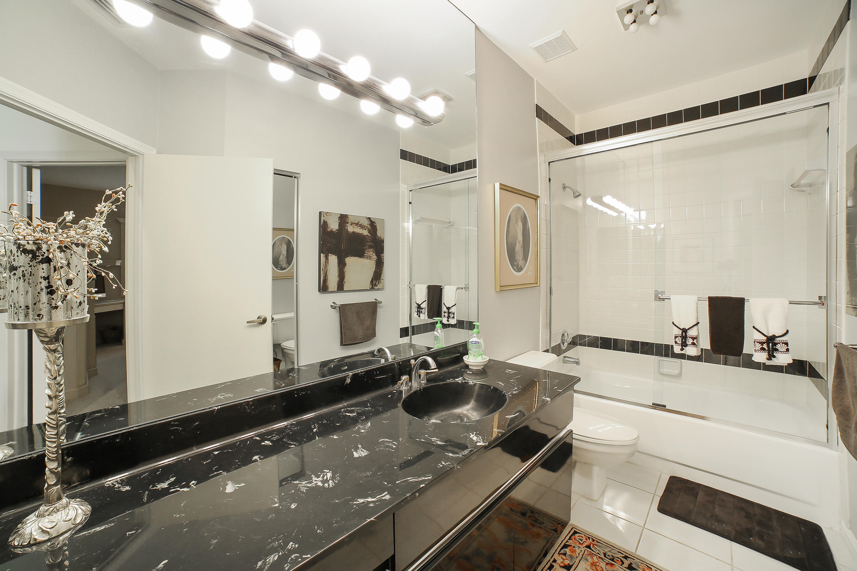 6463 Via Rosa Boca Raton, FL 33433 - Photo 22 of 23 Bathroom