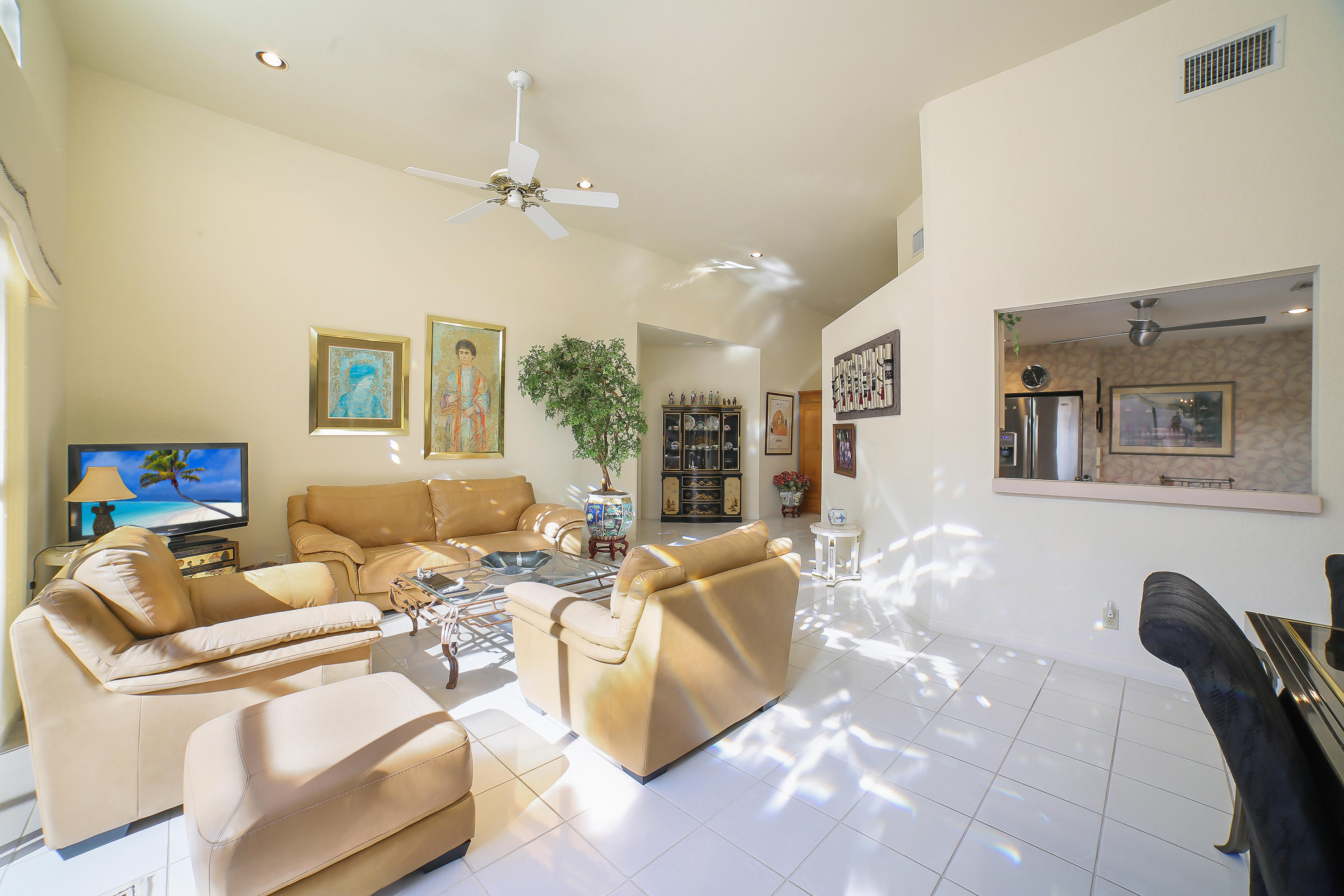 6463 Via Rosa Boca Raton, FL 33433 - Photo 6 of 23 Living area
