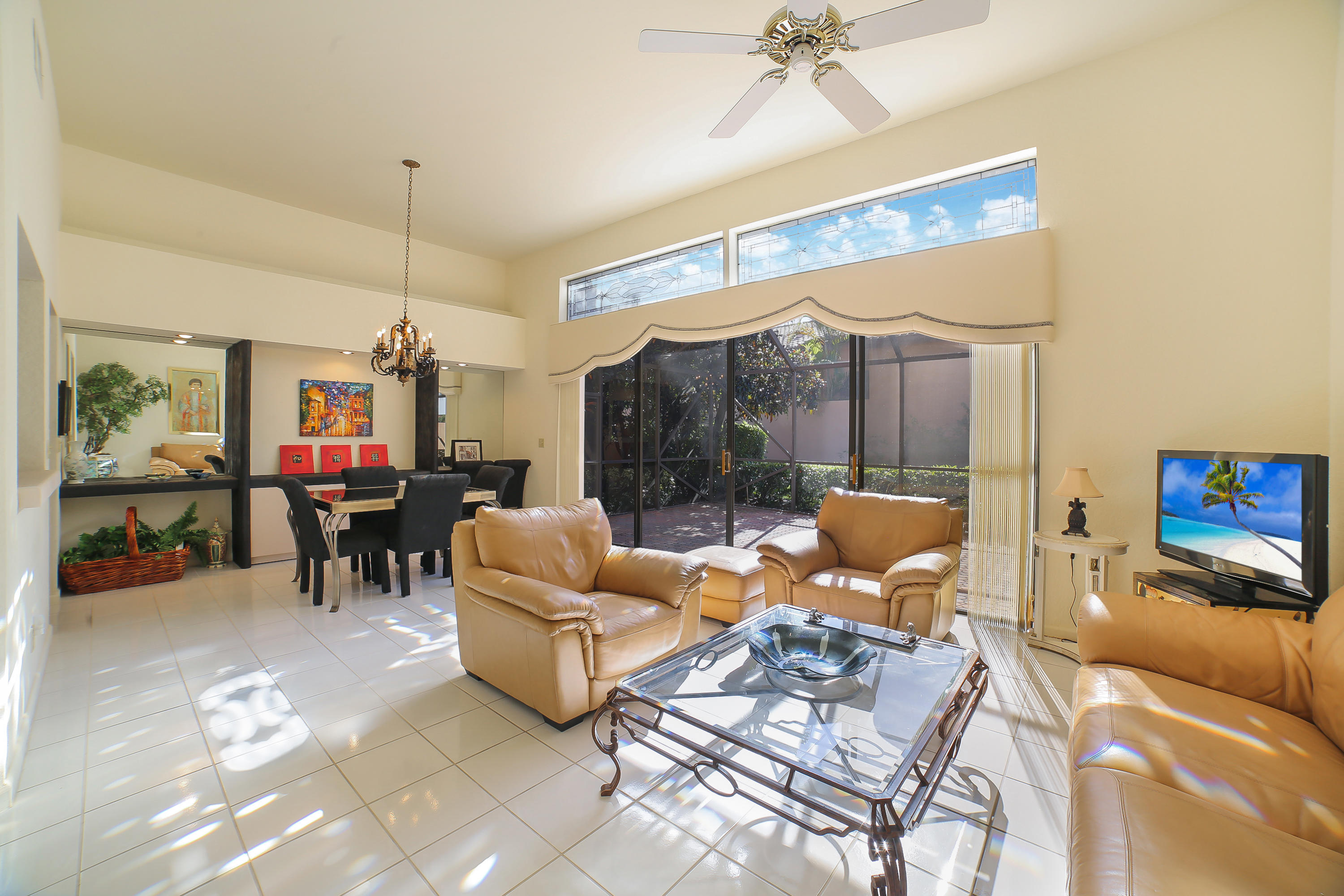 6463 Via Rosa Boca Raton, FL 33433 - Photo 8 of 23 Living area