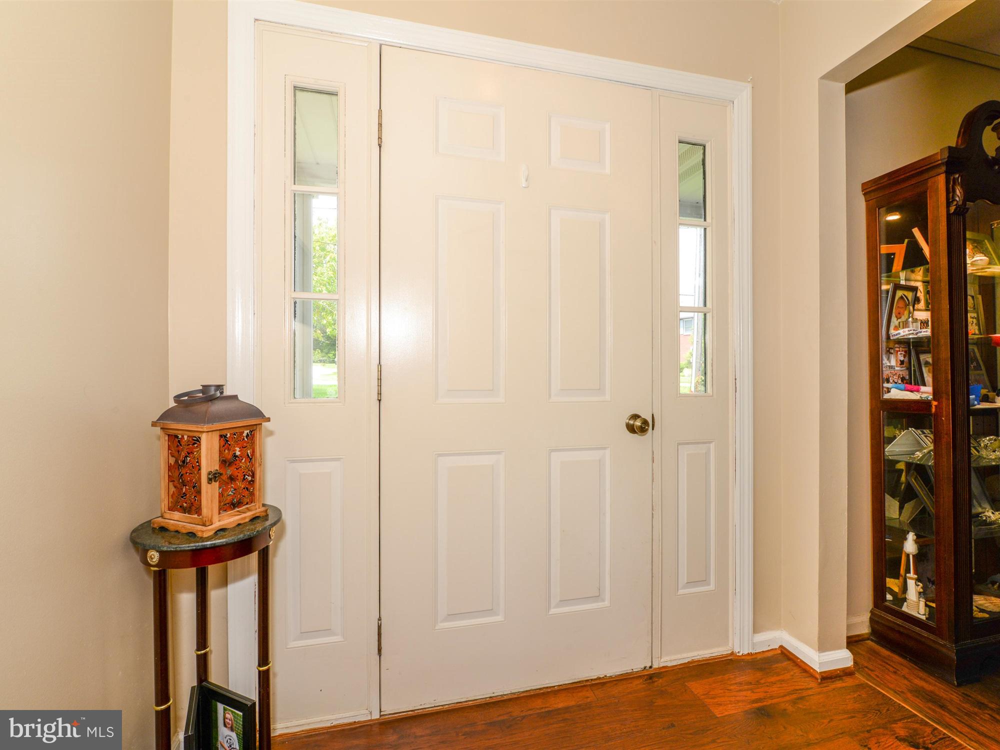 645 Locust Grove Road York, PA 17402 - Photo 3 of 28 Gallery Image 3