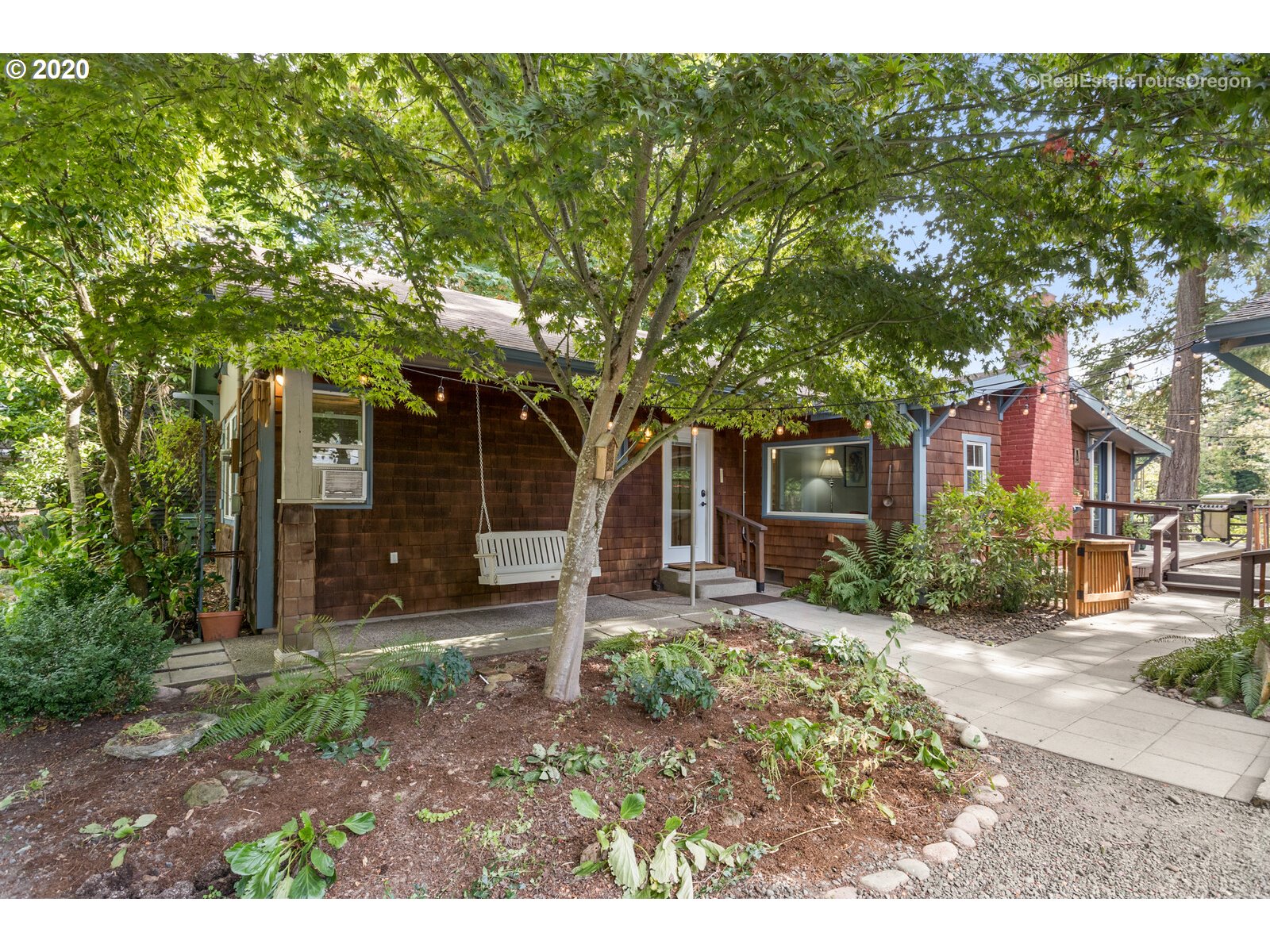 6550 Childs Road Lake Oswego, OR 97035 - Photo 1 of 32 Gallery Image 1
