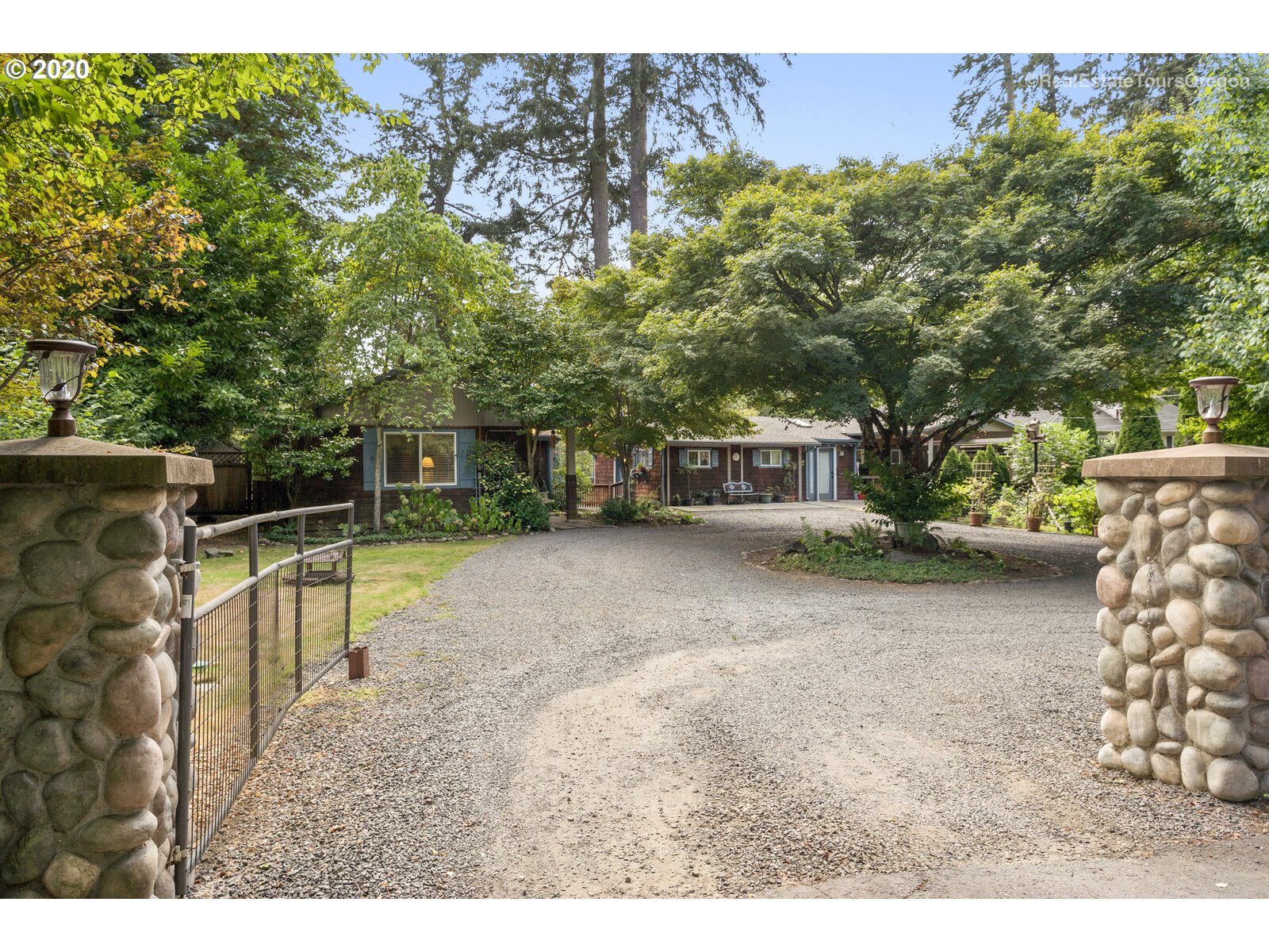 6550 Childs Road Lake Oswego, OR 97035 - Photo 2 of 32 Gallery Image 2