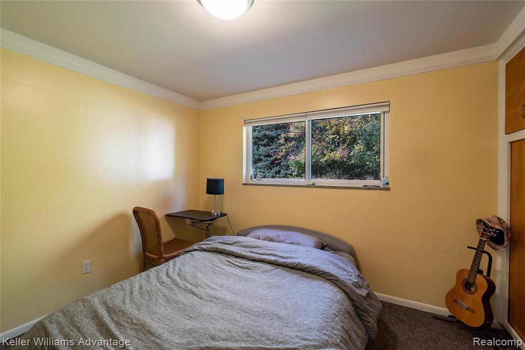 2360 West Square Lake Road Troy, MI 48098 - Photo 27 of 45
