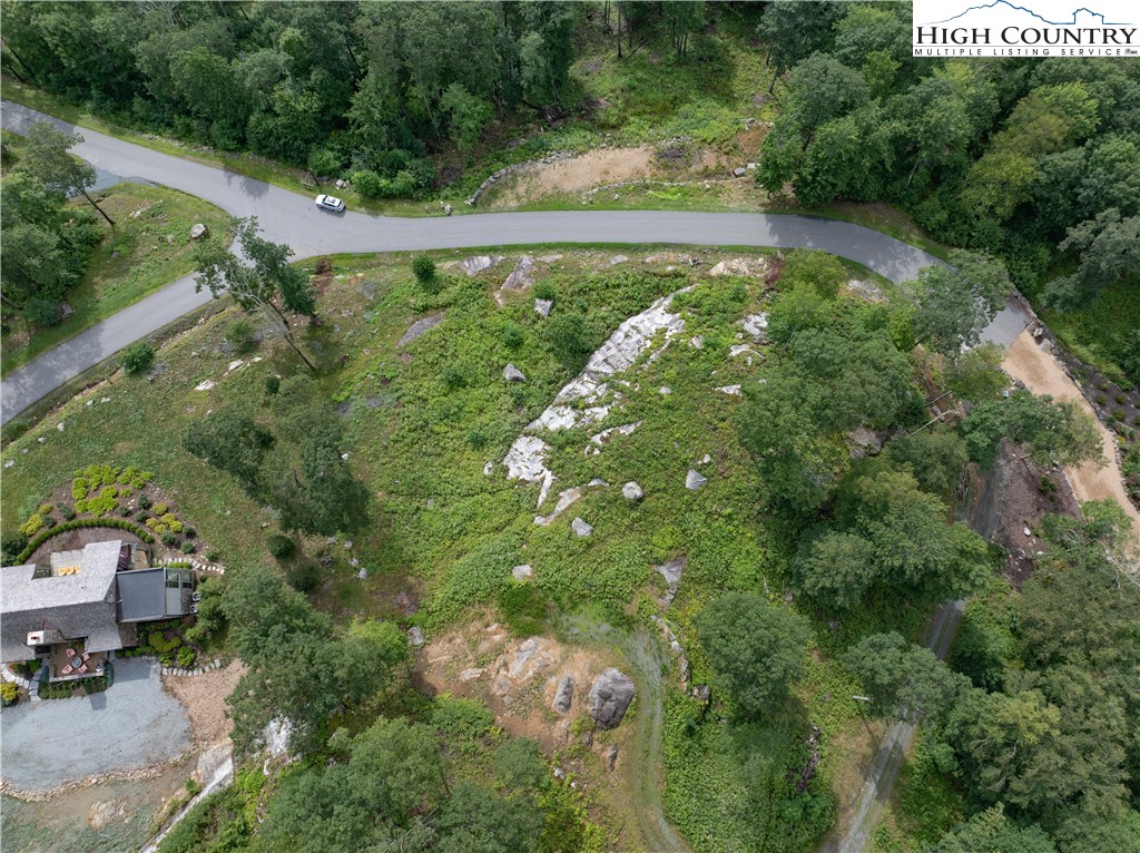 S50 Cliffside Trail Banner Elk, NC 28604 - Photo 17 of 21 an aerial view of residential houses with outdoor space and trees