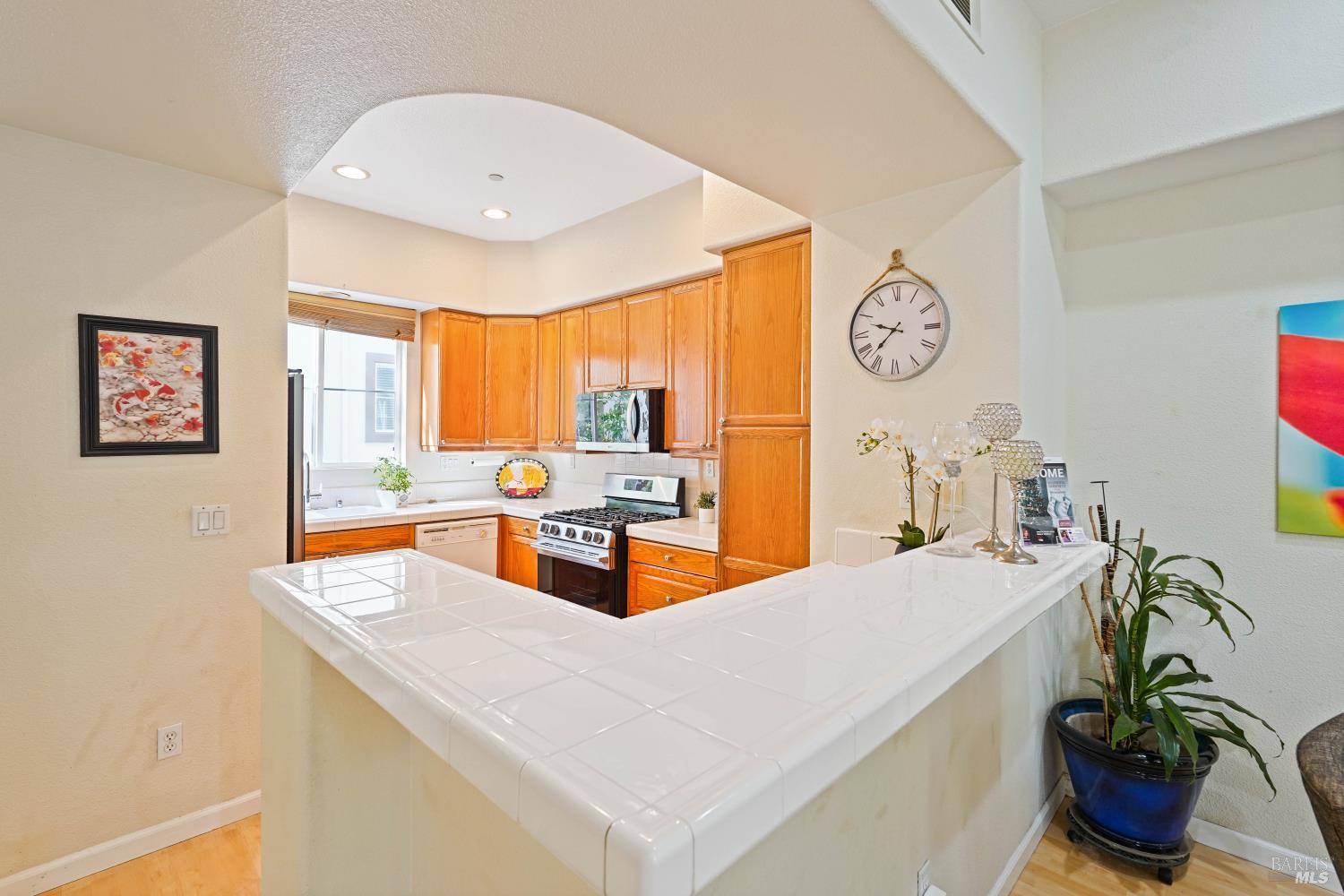 40 Moon Shadow Drive Milpitas, CA 95035 - Photo 7 of 65