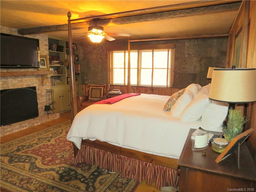 388 Elite Ridge Road Brevard, NC 28712 - Photo 11 of 23 Gallery Image 11