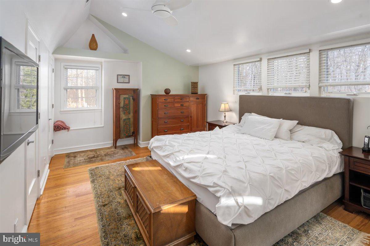 305 Custis Road Glenside, PA 19038 - Photo 17 of 26 Gallery Image 17