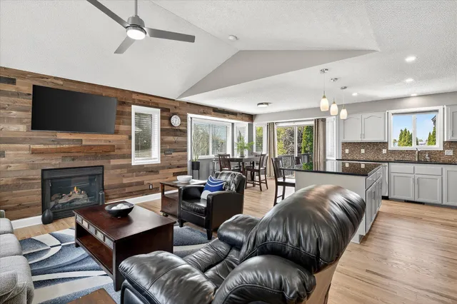 $499,000 | 12987 Oakwood Drive, Rogers, MN 55374