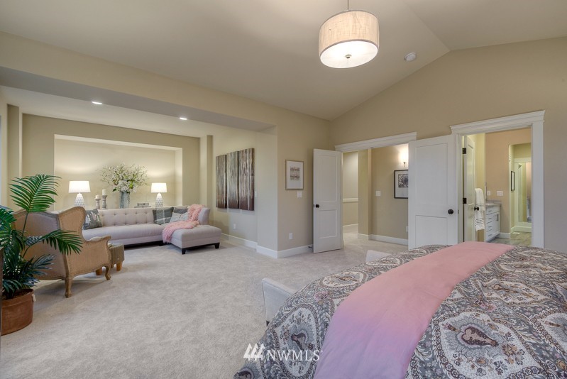 212 239th Street Southwest Bothell, WA 98021 - Photo 13 of 19