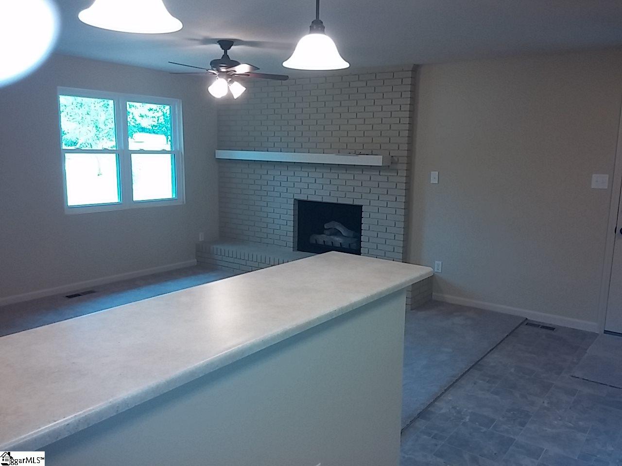 522 Old Rutherford Road Taylors, SC 29687 - Photo 7 of 28