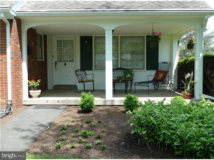 75 Lamp Post Road Doylestown, PA 18901 - Photo 2 of 25 Porch