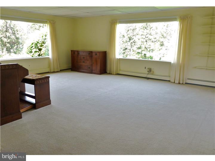 75 Lamp Post Road Doylestown, PA 18901 - Photo 13 of 25 Great Room