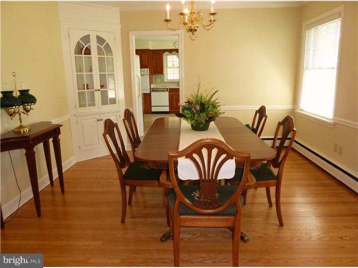 75 Lamp Post Road Doylestown, PA 18901 - Photo 6 of 25 Dining Room
